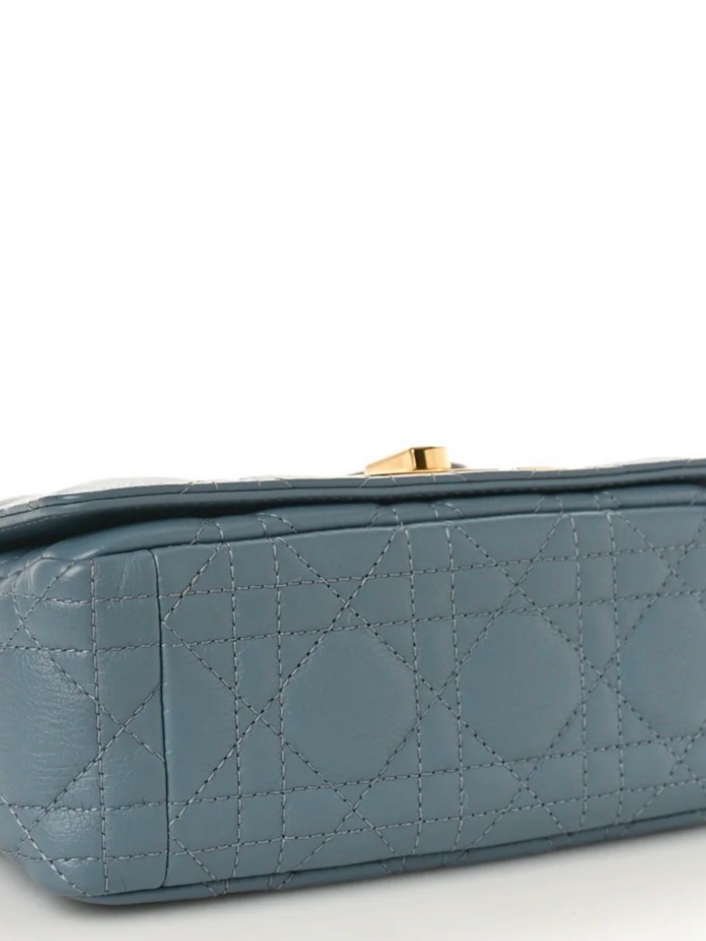 CHRISTIAN DIOR
Calfskin Cannage Small Caro Bag Cloud Blue - Picture 4 of 13